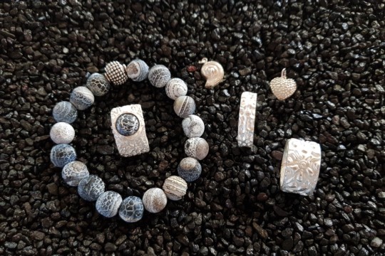 Schmuck 5.3.2022 4.jpg